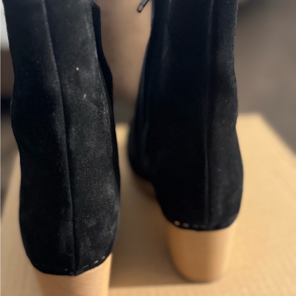 Brand New Dôen Boots - Picture 3 of 7